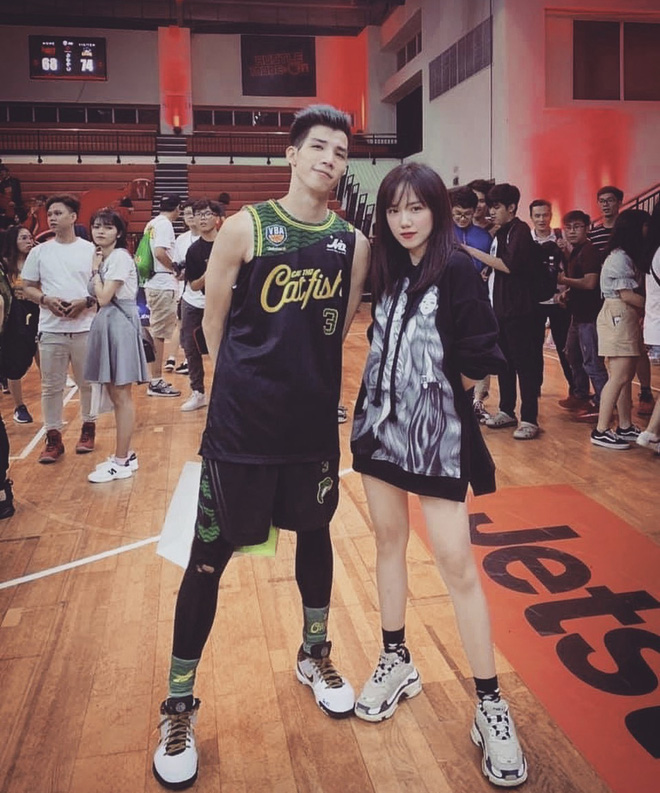 Gia thế khủng của hot boy bóng rổ yêu Mẫn Tiên: Chủ tịch HĐQT, lại còn có 2 anh song sinh điển trai giỏi giang không kém-6