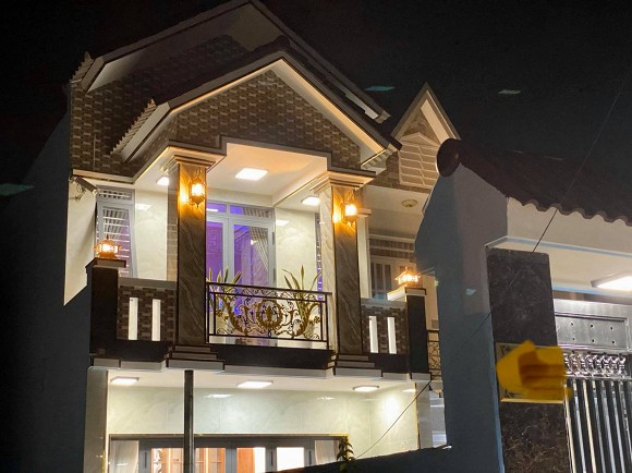 Sau hơn 1 năm ly hôn cháu gái Kim Tiểu Long, ca sĩ Khưu Huy Vũ khoe không gian nhà mới sang trọng-4