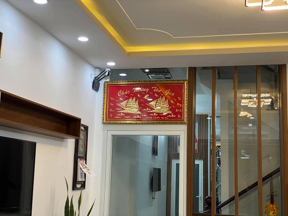 Sau hơn 1 năm ly hôn cháu gái Kim Tiểu Long, ca sĩ Khưu Huy Vũ khoe không gian nhà mới sang trọng-5