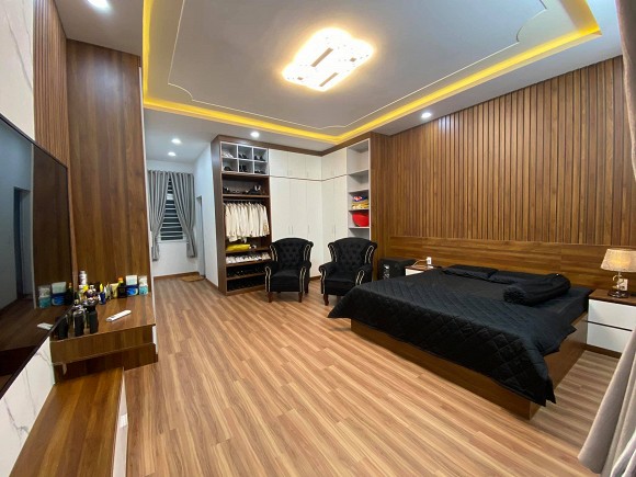 Sau hơn 1 năm ly hôn cháu gái Kim Tiểu Long, ca sĩ Khưu Huy Vũ khoe không gian nhà mới sang trọng-13