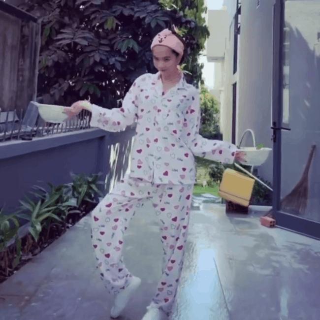 Đối lập với Ngọc Trinh diện pijama chỉ vài chục nghìn là Bảo Thy: Chỉ khoe mỗi 3 bộ đồ ngủ tính sơ sơ đã cả trăm triệu-2
