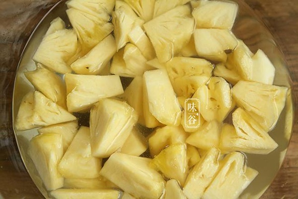 Thêm một cách nấu thịt lợn thơm ngon, đẹp mắt, ăn hoài không ngán-1