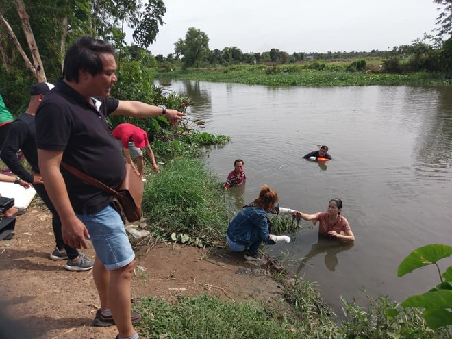 Đào Vân Anh: Họ đi khắp nơi kể rằng, cảnh đó bị tôi nắm đầu tát làm đau nhức 2,3 ngày không hết-4