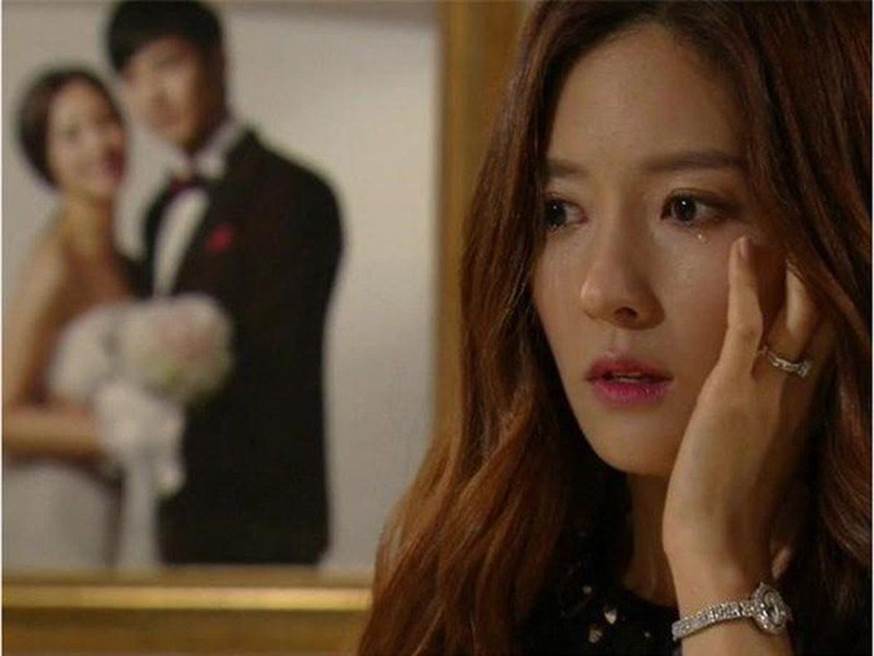 Đón mẹ đẻ lên chăm cháu, tôi uất nghẹn nhìn hành động chồng lén làm sau lưng-2