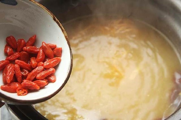 Không chỉ là món súp gà thông thường, cách nấu này sẽ là bài thuốc tăng cường sức khỏe-5