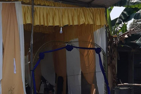 Nam thanh niên đánh người ở chốt kiểm soát COVID-19, đẩy công an xã xuống mương nước-2