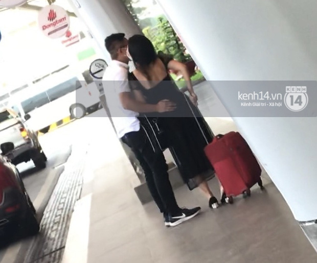 Clip: Nghi vấn MC Minh Hà ôm hôn tình mới ở sân bay Tân Sơn Nhất-1