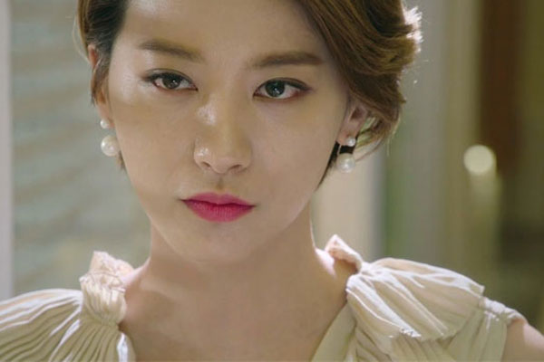 Tình cờ nghe câu hỏi của mẹ chồng, tôi buồn cười nhưng phải nín nhịn, ngờ đâu 1 tuần sau phải bó tay trước lời tỉ tê của bà-1