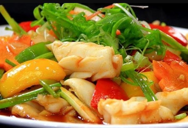 Mực xào chua ngọt ngon mà cách làm đơn giản cả nhà ai cũng thích-6
