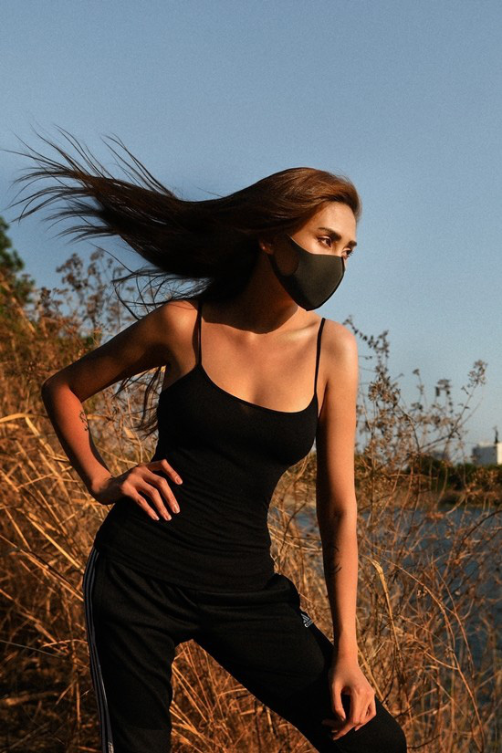 Người mẫu Võ Hoàng Yến tiết lộ những chuyện ít người biết trong khu cách ly-6