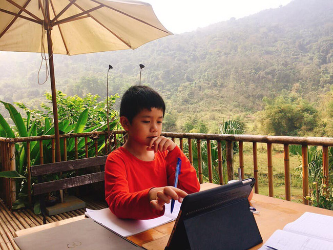 Con trai học lớp 3 vẫn tè dầm mà mẹ lại xin lỗi rối rít, nhưng hiểu nội tình câu chuyện thì ai cũng phải phục lăn-1