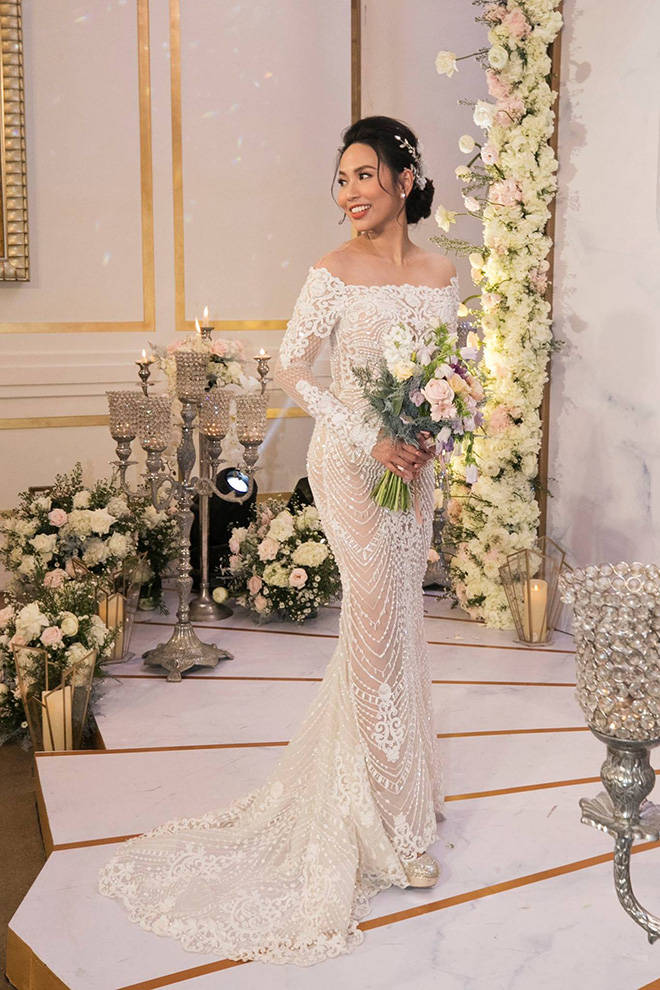 Nhan sắc vợ doanh nhân nóng bỏng, kém 6 tuổi của ca sĩ Lê Hiếu-2