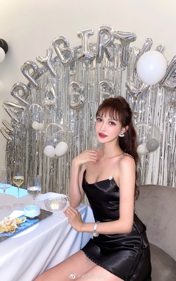 Hot girl chi tận 12 tỷ đổi lấy 300 lần dao kéo và nhan sắc sau khi thay đổi khiến nhiều người bất ngờ-2