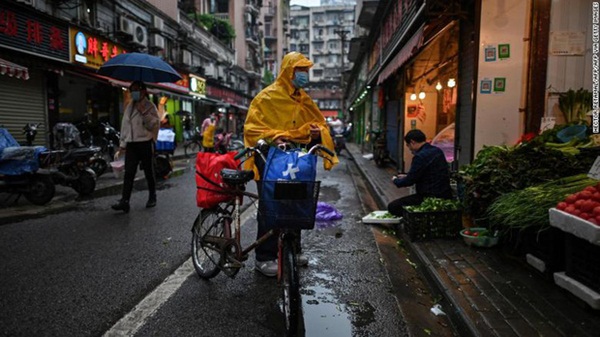 Vũ Hán sau đợt phong tỏa toàn diện 76 ngày: Cuộc sống dần trở lại bình thường, nhưng vết sẹo đớn đau từ đại dịch vẫn ở đó-2