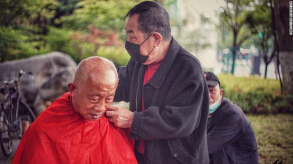 Vũ Hán sau đợt phong tỏa toàn diện 76 ngày: Cuộc sống dần trở lại bình thường, nhưng vết sẹo đớn đau từ đại dịch vẫn ở đó-4