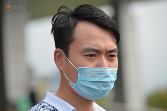 Nhân viên Trường Sinh: 