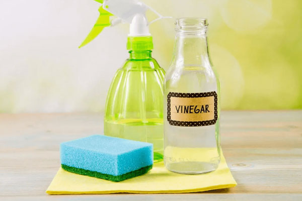 Giấm có thể làm sạch mọi thứ nhưng chớ dại mà dùng giấm để tẩy những thứ này-1