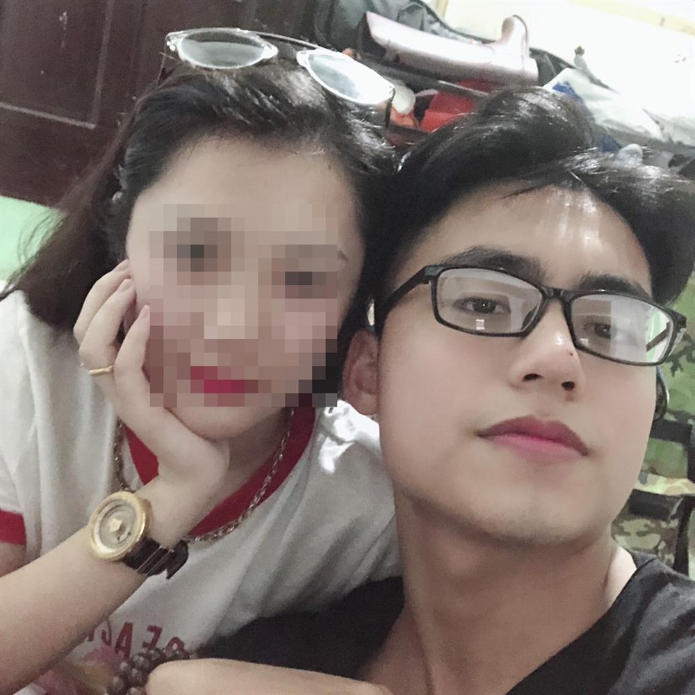 Em trai Sơn Tùng M-TP thân mật, ôm vai bá cổ con gái Đường Nhuệ-4