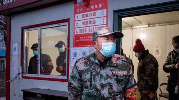 Du học sinh siêu lây nhiễm khiến 2 ổ dịch bùng phát, thành phố 10 triệu dân tại Trung Quốc chính thức phong tỏa-2