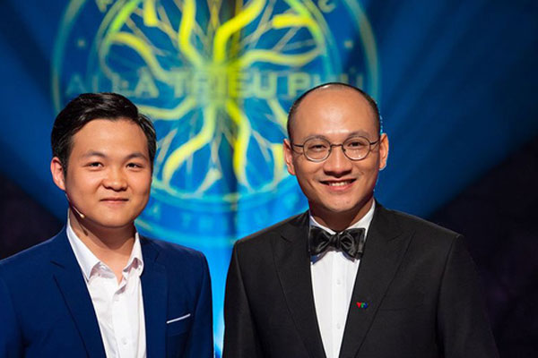 Xuân Nghị gọi điện cầu cứu Trung Ruồi và màn tấu hài khó tin tại Ai là triệu phú-5