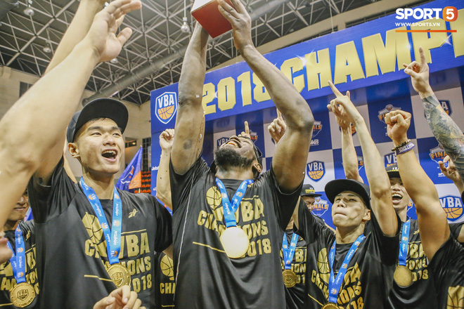 Câu chuyện cọc đi tìm trâu và mối tình kéo dài hơn 5 năm của chàng kều tuyển bóng rổ Việt Nam gây sốt cộng đồng mạng-10