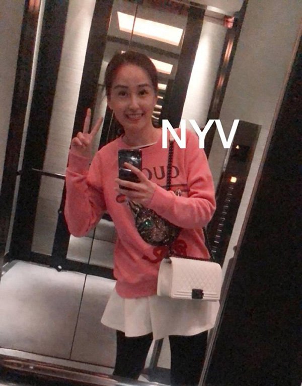 Diện đồ hiệu độc đáo hay bị chê, Mai Phương Thuý cứ khoác thiết kế cơ bản là ghi điểm-5