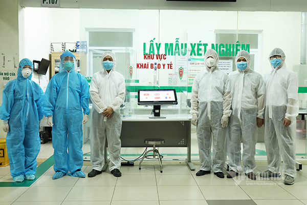 Sàng lọc không tiếp xúc người nghi nhiễm Covid-19 bằng công nghệ-1