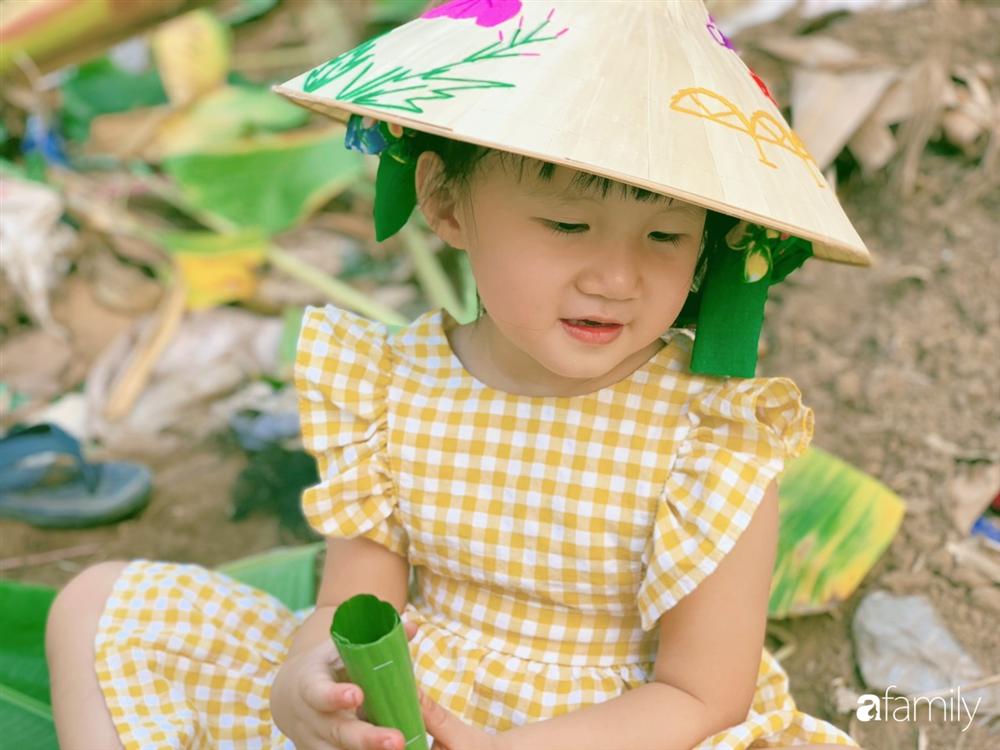 Nghỉ dịch ở nhà, gia đình trẻ gắn kết yêu thương bằng cách cải tạo vườn rau xanh tốt giữa lòng Sài Gòn-32