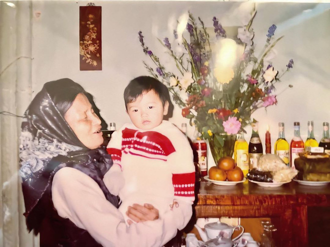 Xem ảnh hồi bé của hội thiếu gia Việt mới thấy ai cũng khí chất trời cho, có muốn cũng chả bắt chước được-12