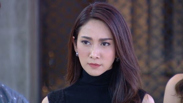 Trong bữa cơm mừng sinh nhật mẹ chồng thì anh trai gọi điện báo mẹ đẻ nguy kịch, tôi đòi về thì chồng bảo đừng làm quá lên”-1