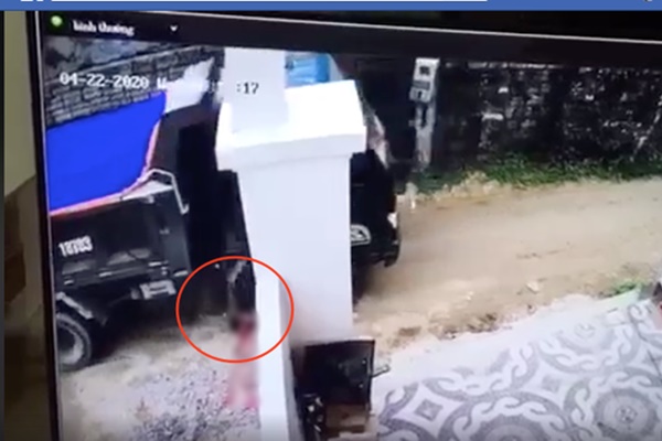 Khởi tố tài xế lùi xe cán chết cháu bé hơn 1 tuổi-2