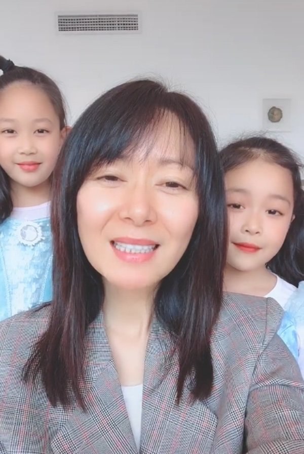 Nhiều năm không gặp, Công chúa Trại Á của Hoàn Châu giờ sống ra sao?-2