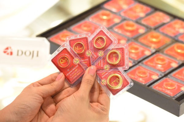 Giá vàng hôm nay 27/4: Đà tăng giá chậm lại-2