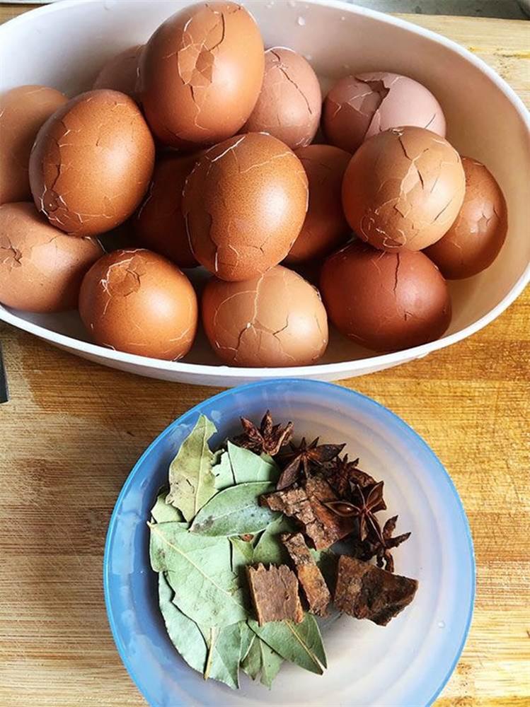 Trứng om ngũ vị tiện nhanh bữa sáng, thơm lừng bữa trưa, lót dạ buổi xế chiều-2