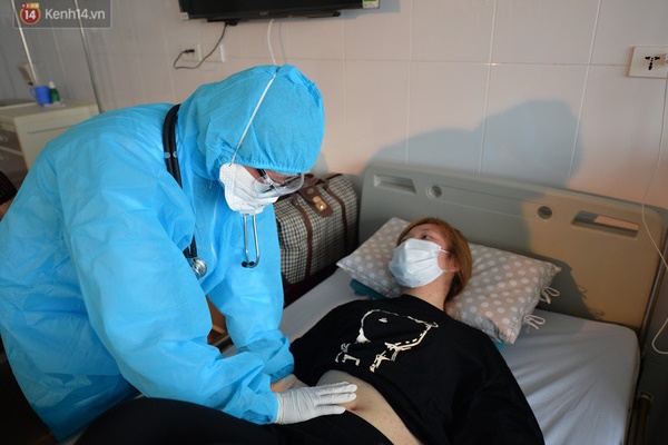 TP.HCM: 2 bệnh nhân có xét nghiệm dương tính trở lại, phi công người Anh tiên lượng còn nặng-2