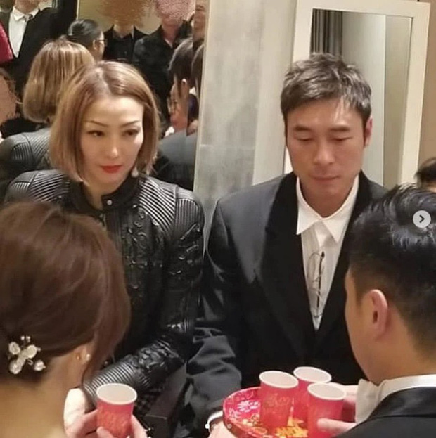 Kết cục 10 kẻ ngoại tình để lại vết nhơ cho Cbiz: Lý Tiểu Lộ trầy trật kiếm sống, Ảnh hậu lụi tàn vì bao nuôi trai trẻ-16