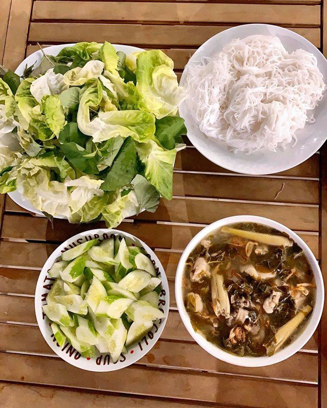 Tự khen nấu ăn cho người yêu không kém nhà hàng, Khánh My đáp trả khi bị chê làm màu-9