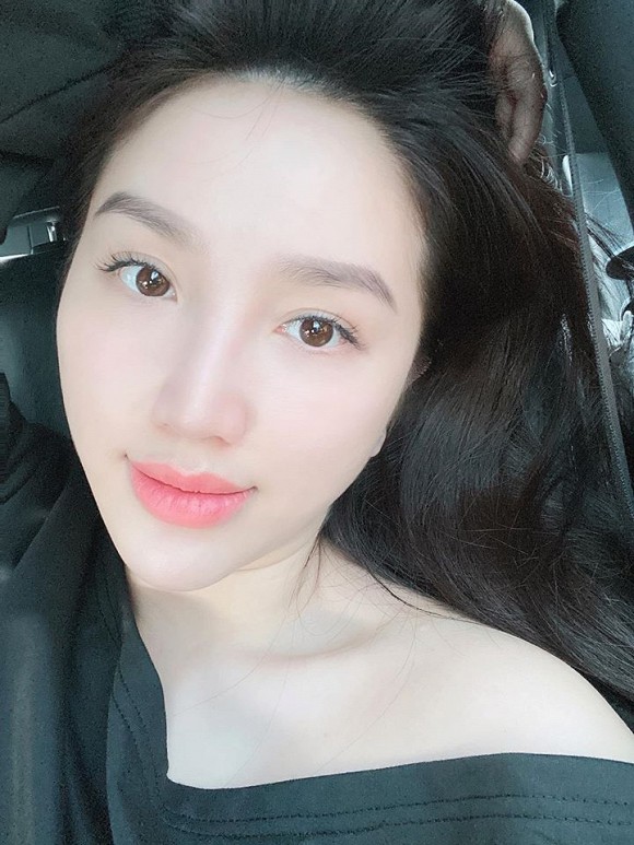 Bí kíp dưỡng da của Bảo Thy: Bôi kem chống nắng ngay cả khi ở trong nhà, ngủ sớm-2