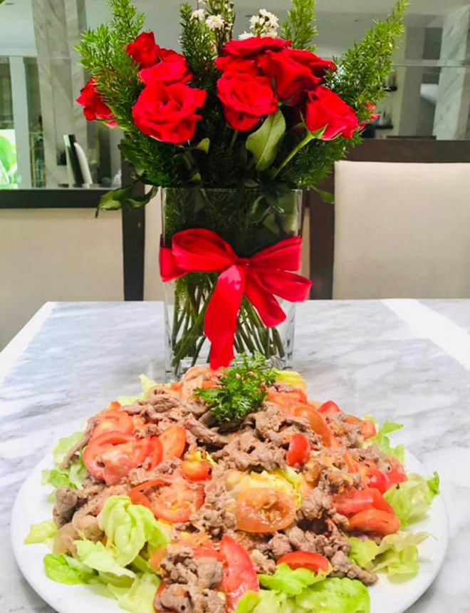 MC Quyền Linh chiều chuộng bà xã đại gia cỡ nào trong 15 năm chung sống?-4