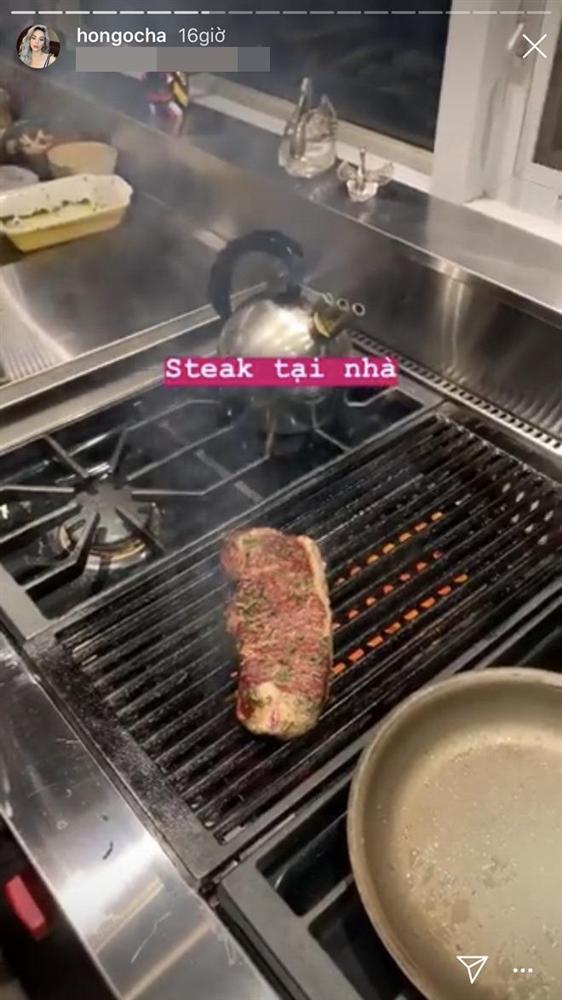 Hồ Ngọc Hà làm bạn giận tím người vì thèm khi được chủ quán mì đến tận nhà nấu cho-7