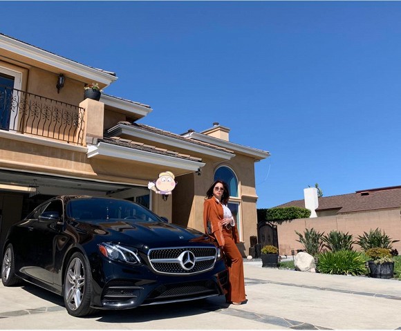 Giàu ngầm cỡ em gái Cẩm Ly - Minh Tuyết vẫn tự tay trồng rau sạch trong biệt thự ở Mỹ-1