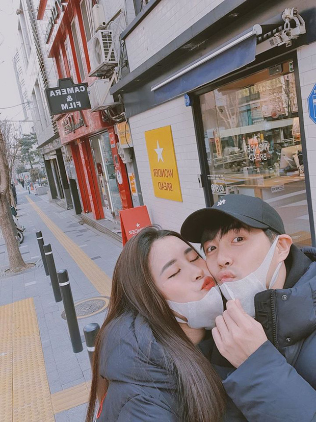 Trước công khai mang thai, thì ra Đông Nhi và Ông Cao Thắng từng nhá hàng” khuôn mặt nhóc tỳ rồi đây này!-5