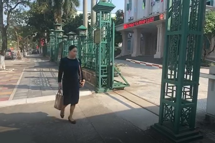 Nạn nhân bị Đường Nhuệ hành hung tới làm việc với điều tra viên Cơ quan điều tra VKSND Tối cao-1