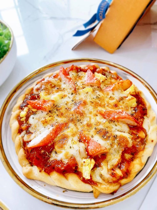 Khoe tự làm tiệc sinh nhật sang chảnh cho bạn trai cô gái bị bóc mẽ order đồ có sẵn, còn người yêu thì bị trùng-7