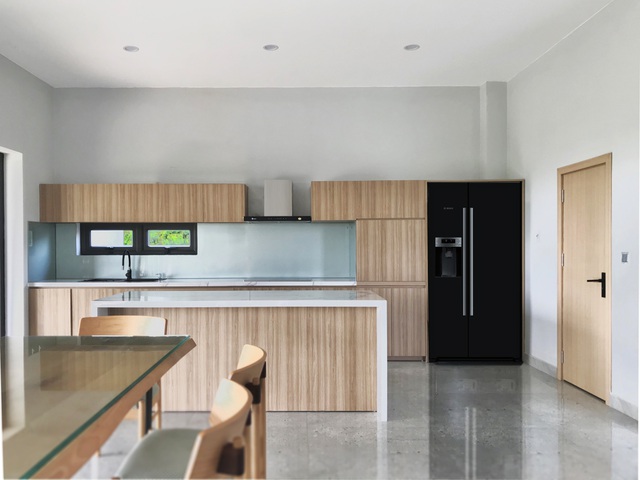 Biệt thự con trai xây tặng bố mẹ đẹp lạ giữa cánh đồng lúa chín ở Hà Tĩnh-6