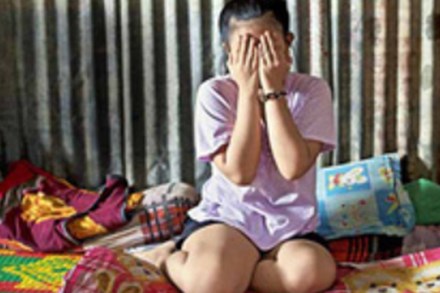 Mẹ ruột rao bán trinh con gái nhận 6 năm tù tội môi giới mại dâm
