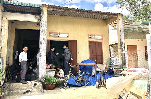 Duy ve chai nhặt được 180 triệu cùng 1,3 cây vàng rồi đem trả lại: Thấy tiền... em run lắm-2