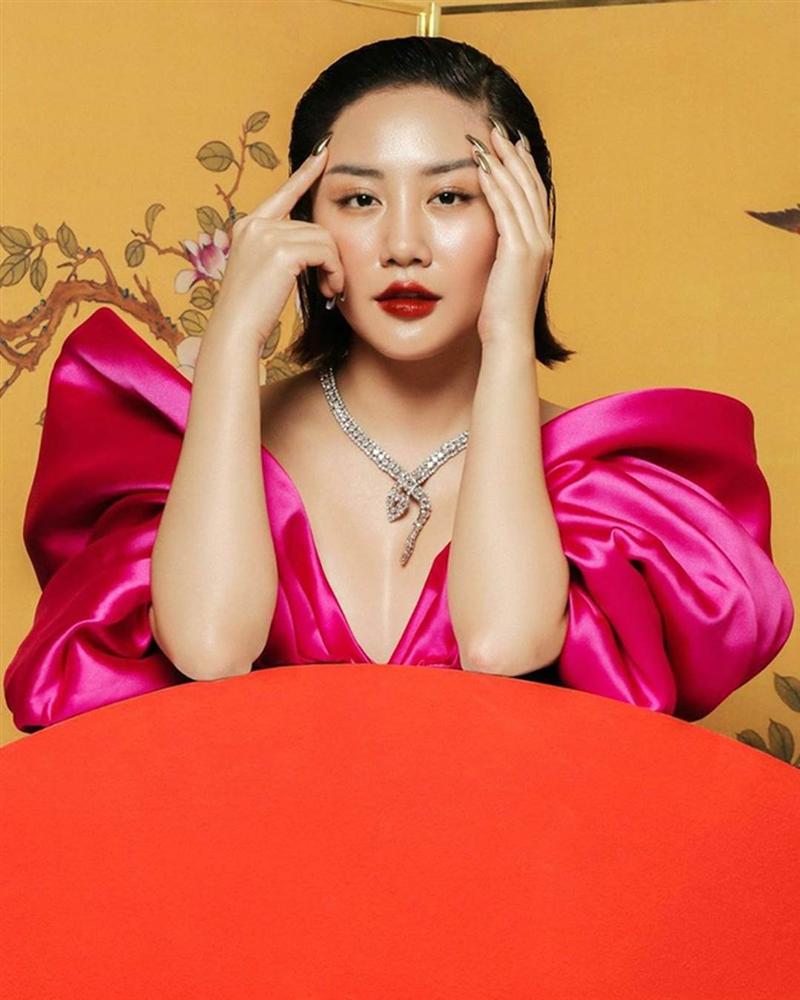 Văn Mai Hương thay đổi hoàn toàn gu thời trang sau khi giảm cân-3