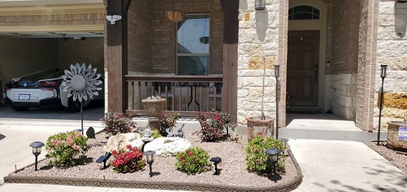 Quách Thành Danh cải tạo vườn thành công viên thu nhỏ cho các con thỏa sức vui chơi khi nghỉ dịch-10