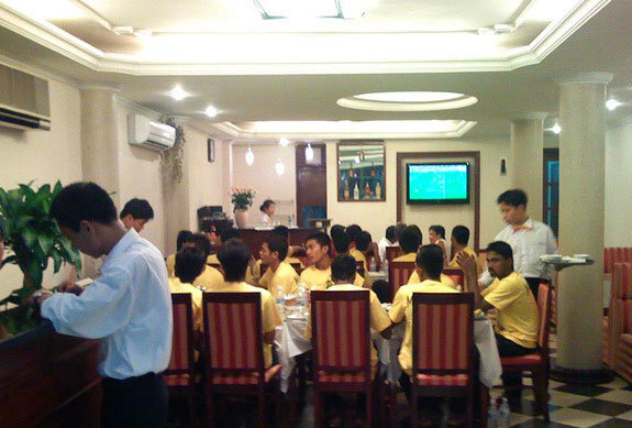 Đời không như mơ, khởi nghiệp khách sạn suýt mất nhà-1